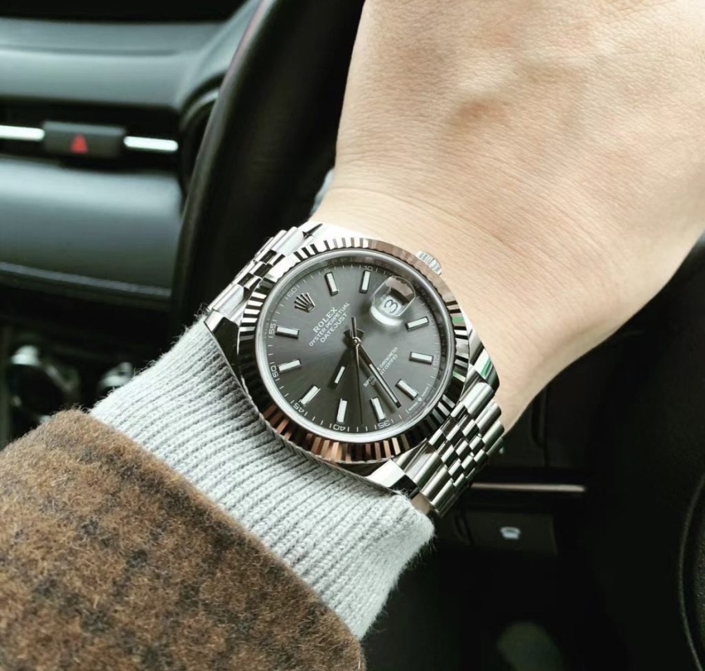 롤렉스 데이트 41mm 블랙【매장1,800만원대】 상세 이미지