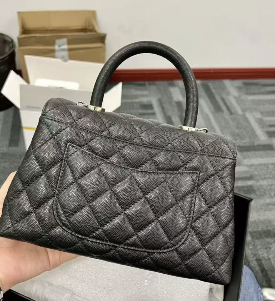 샤넬 코코핸들 스몰 캐비어 금장【매장1,400만원대】