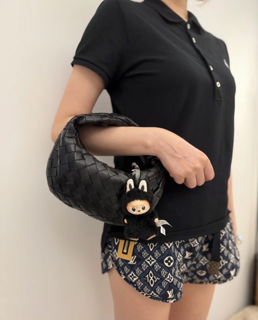 보테가베네타 미니 조디백 블랙【매장440만원대】
